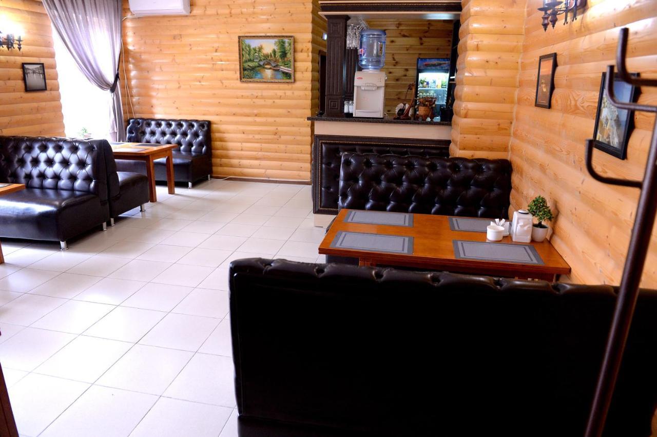 Pride Hotel Taras Exterior foto