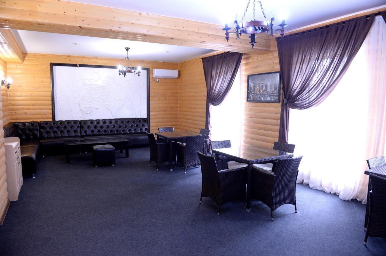 Pride Hotel Taras Exterior foto